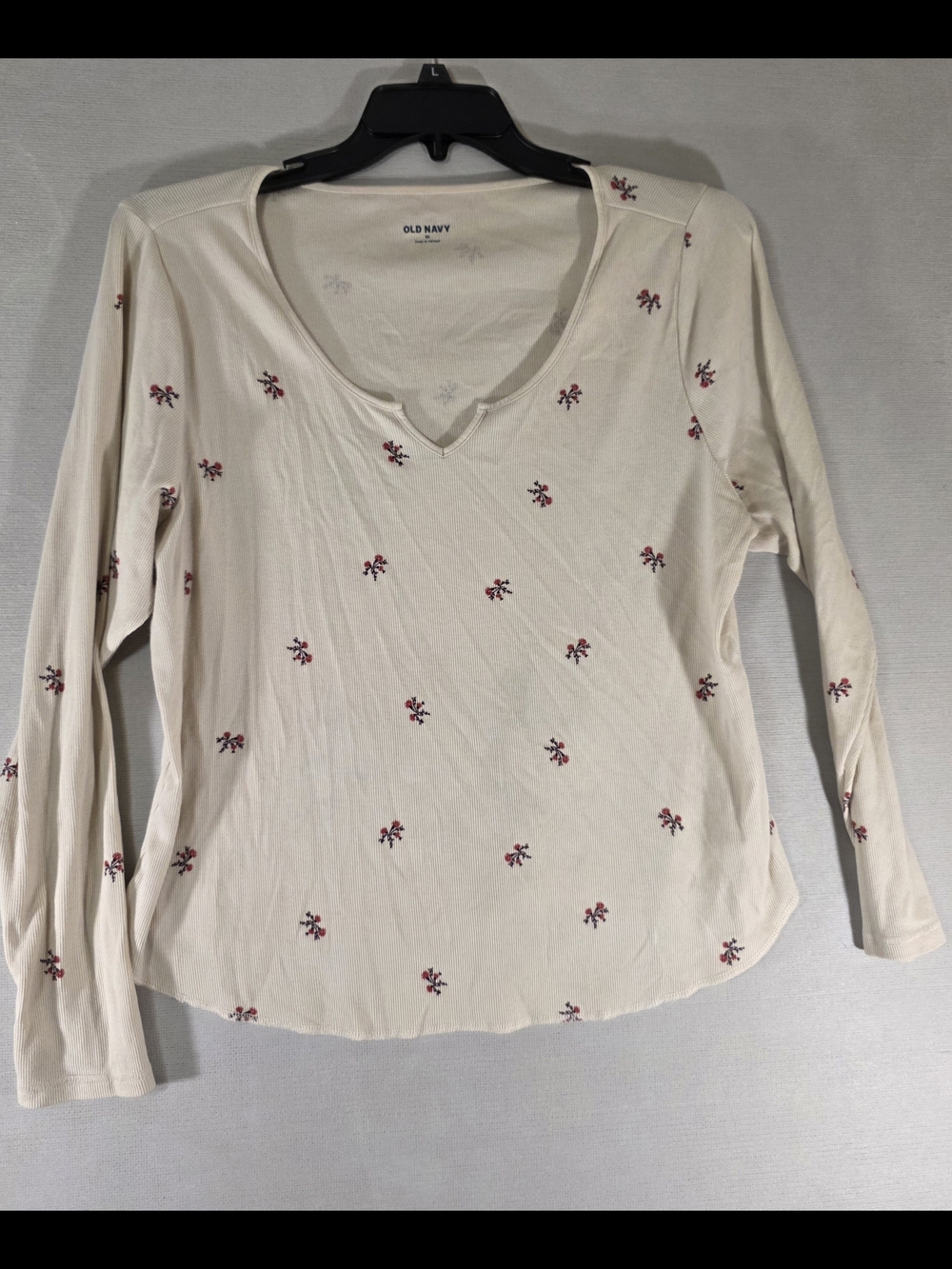 Old Navy Cream Long-Sleeve Floral Print Top
